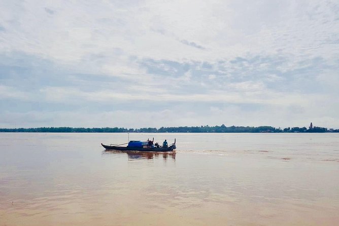 Private 2 Day Tour of Temples Included Tonle Sap Lake - Booking Details