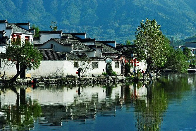 Private 2 Days Tour to Visit Huangshan Mountain and Hongcun Village - Meeting and Pickup Details