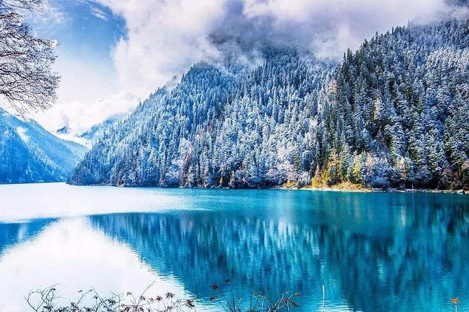 Private 3-Day Jiuzhaigou and Huanglong National Parks Tour From Kunming - Extensive Walking and Private Activity