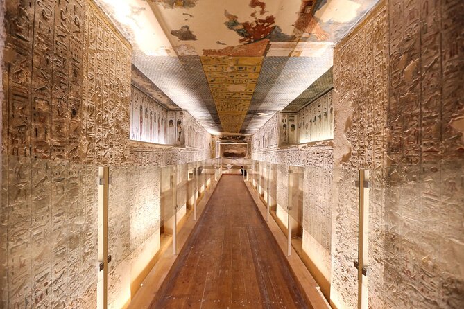 Private Day Tour to Valley of the Kings