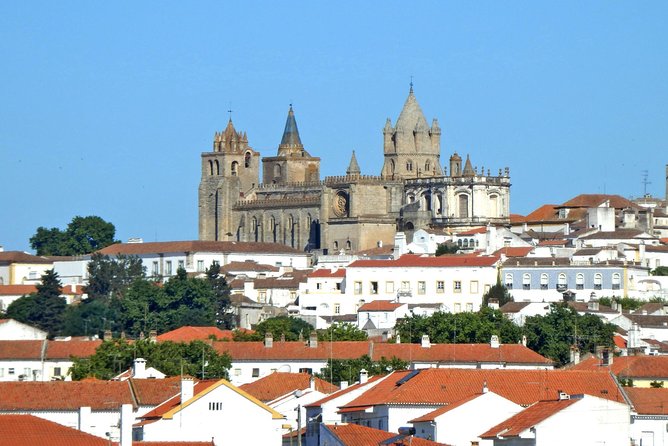 Private Day Trip to Evora Visiting Alentejo Region and Arraiolos - The Sum Up