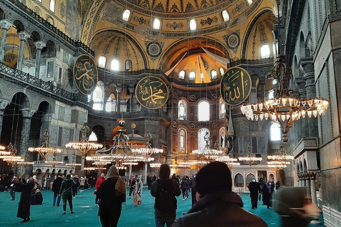 Private Full-Day Istanbul Old City Tour VIP Car With Driver - Group Size and Pricing