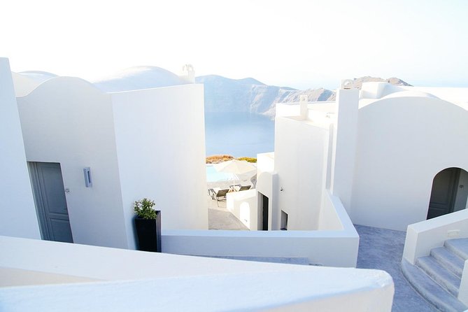 Private Full-Day Sightseeing Tour in Santorini With a Local - Local Drivers Insights