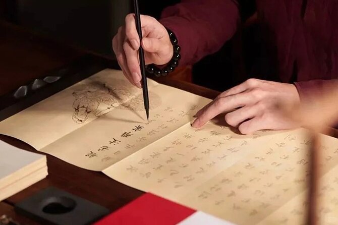 Private Garden Art Tour in Shanghai Yu Garden - Accessibility and Transportation