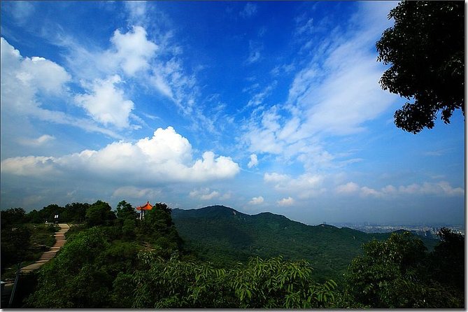 Private Guangzhou Layover Tour to Baiyun Mountain With Dim-Sum Option - Price Details