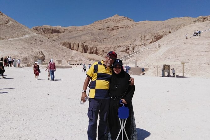 Private Guided Day Tour to East and West Banks in Luxor - Pickup Logistics