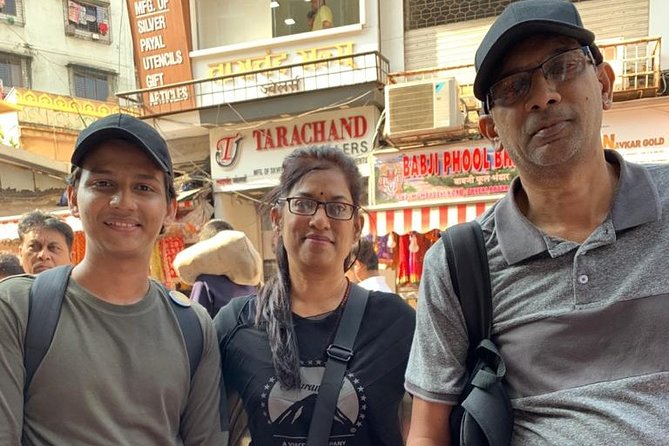Private Guided Shopping Tour of Mumbai - What To Expect