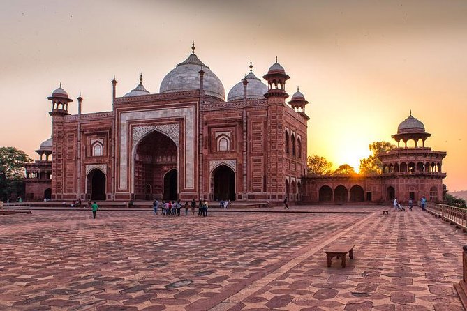 Private Taj Mahal Sunrise & Agra Fort From Delhi by Car - Frequently Asked Questions