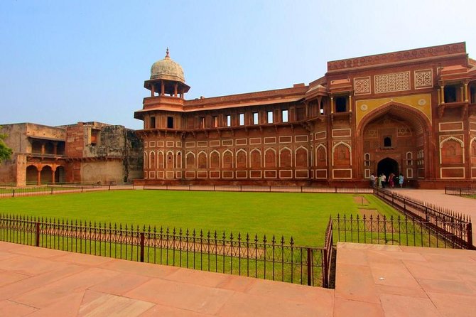 Private Taj Mahal Tour and Meet Astrologer - The Sum Up