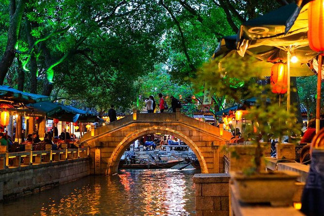Private Tongli Water Town Tour From Suzhou With All Inclusive Option - Local Private Car and Driver