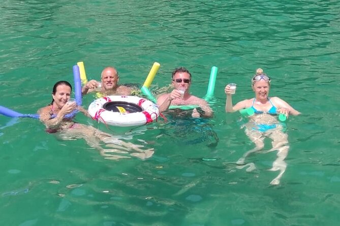 Private Tour Blue Grotto Sperlonga - Boat Amenities Details
