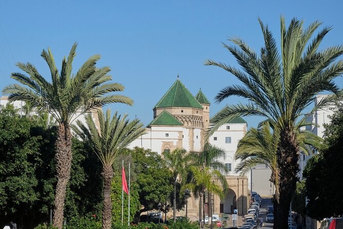 Private Tour in Casablanca Introducing Culture and Cuisine - Experiencing Local Flavors