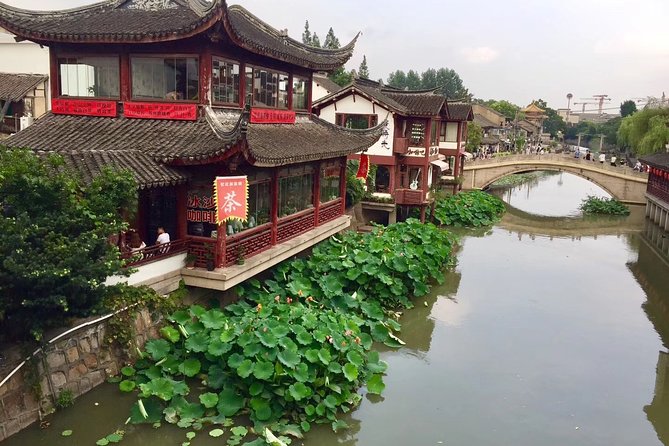 Private Tour of Shanghai City Highlights With Pickup and Local Delicacy - Local Delicacy Included
