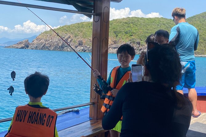 Private Tour Snorkeling & BBQ Onboard In Nha Trang - What To Expect