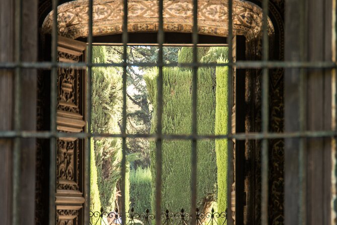 Private Tour to the Alcázar of Seville for History Lovers - Price Information