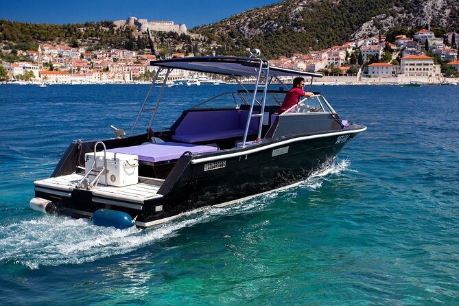Private Transfer: Hvar Town to Split Airport by Speedboat - Background