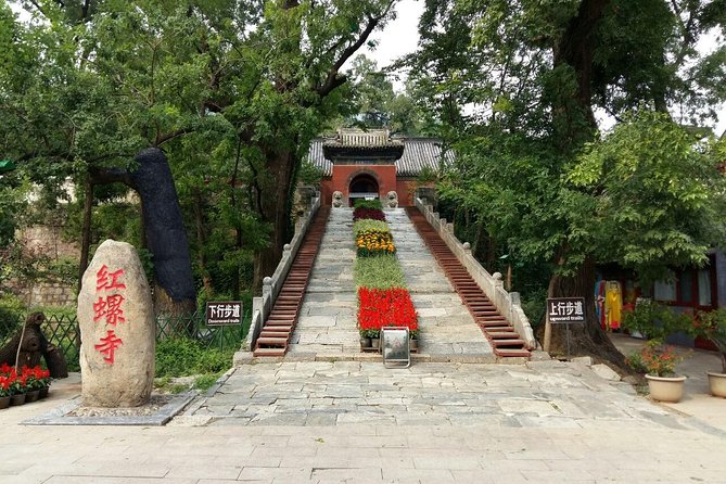 Private Transfer Service From Beijing to Mutianyu and Red Snail Temple - Free Hotel Pickup and Drop-off