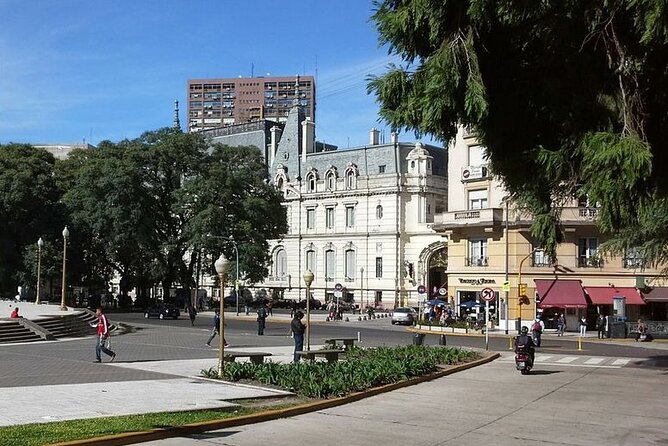 PRIVATE WALKING RECOLETA RETIRO, Paris in Buenos Aires? - Start Time and Opening Hours