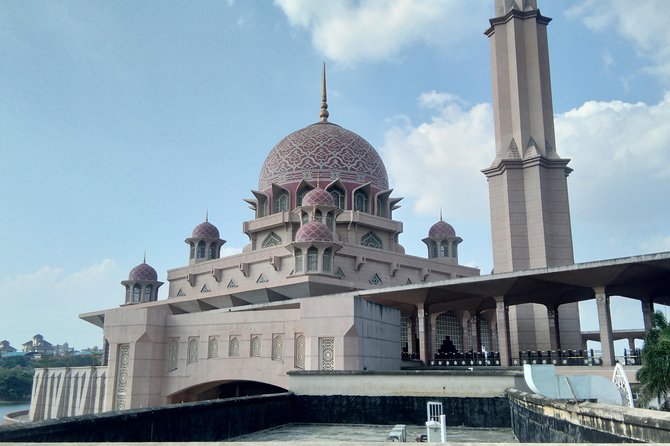 Putrajaya Tour From Kuala-Lumpur - Confirmation and Cancellation Policy