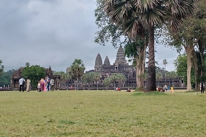 Remork(Tuk Tuk) With Driver & English Tour Guide for Small Tour - Booking Details