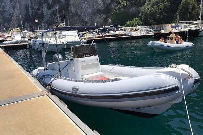 Rent Predator Dinghy 6.80 WITHOUT LICENSE - Meeting and Pickup Details