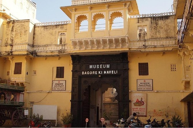 Royal Trails of Udaipur (Guided Half Day City Tour) - Directions