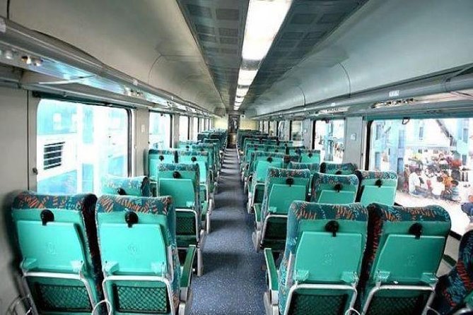 Same Day Round Trip Agra TAJ Tour by GATIMAAN EXPRESS - TRAIN (ALL INCLUSIVE) - What To Expect