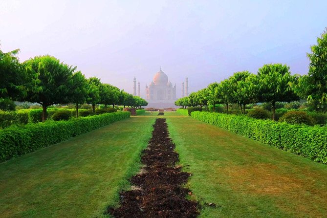 Same Day Taj Mahal Tour by Express Train From Delhi - Private Group Tours