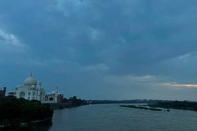 Shopping, Food & Night Life Experience of Agra - Experiencing Agras Street Food