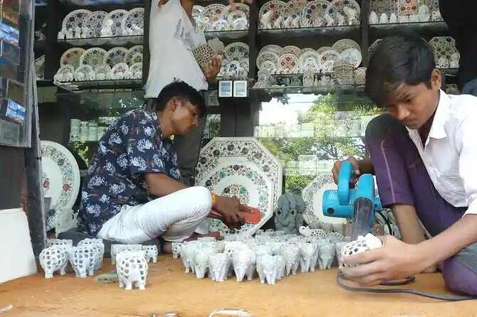 Shopping Tour in Agra Including Marble Inlay Factory Visit