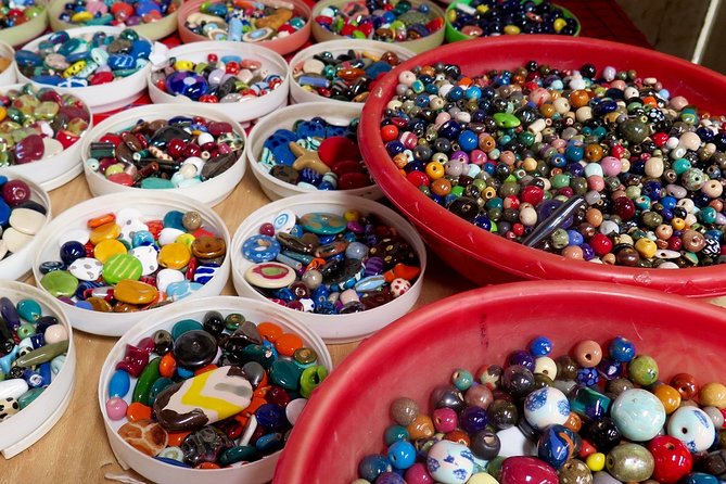 Shopping Utamaduni and Kazuri Bead Factory - What to Expect