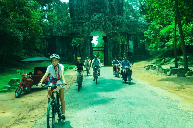 Siem Reap Bike-Twilight in Small Circuit - Sunset Exploration