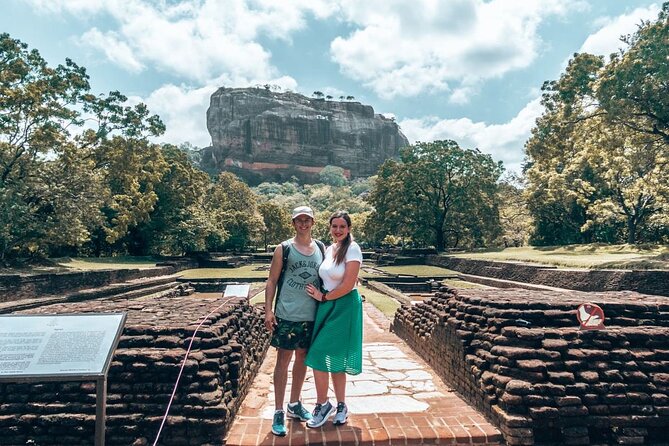 Sigiriya Rock and Wild Elephant Safari From Polonnaruwa - Directions and Location