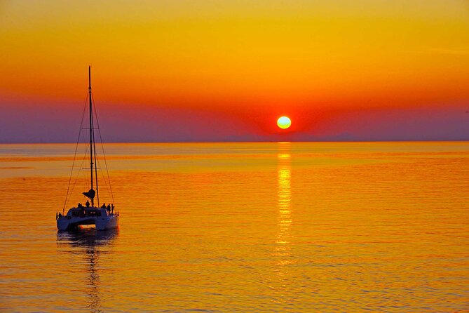 Small Group Santorini Cruise on Catamaran With BBQ & Open Bar - Booking and Payment Information