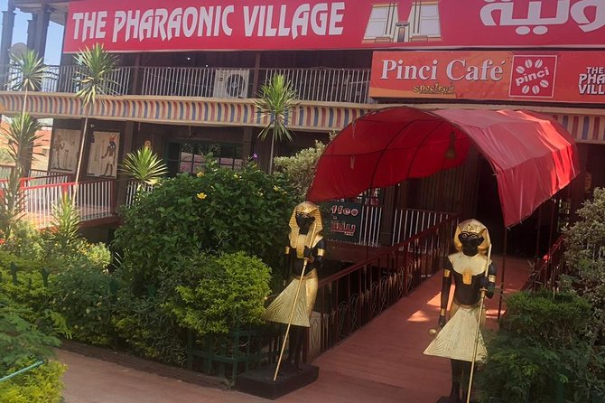 Special Offer to Visit Giza Pyramids and the Pharaonic Village. - Operator