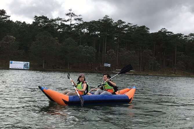 SUP or Kayak Tour With a Guide in Tuyen Lam Lake - Directions to Meeting Point