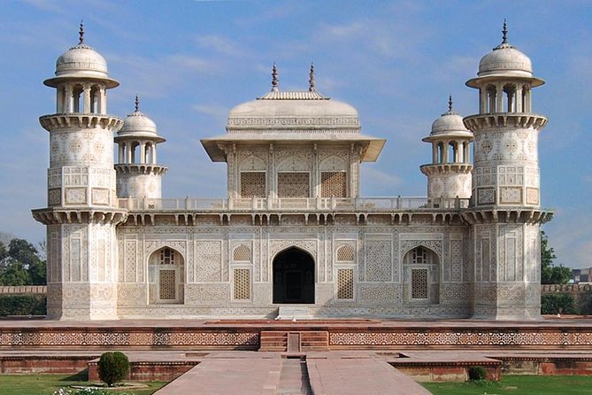 Taj Mahal Tour By Indias Fastest Train - Frequently Asked Questions