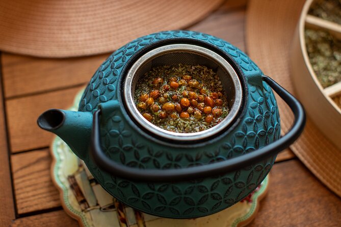 Taste Local Teas & Make Your Own Tea Mix - Enjoy Tea Mix Making