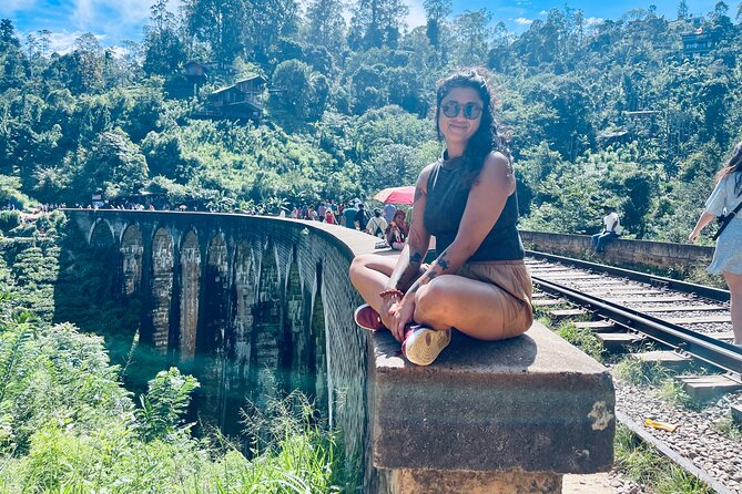 Tour Ella With a Local, Learn About Life in Sri Lanka! - Participation and Group Size
