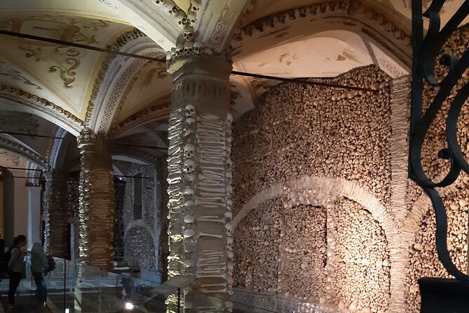Tour Through the History of Évora - Cancellation Policy and Reservation Details