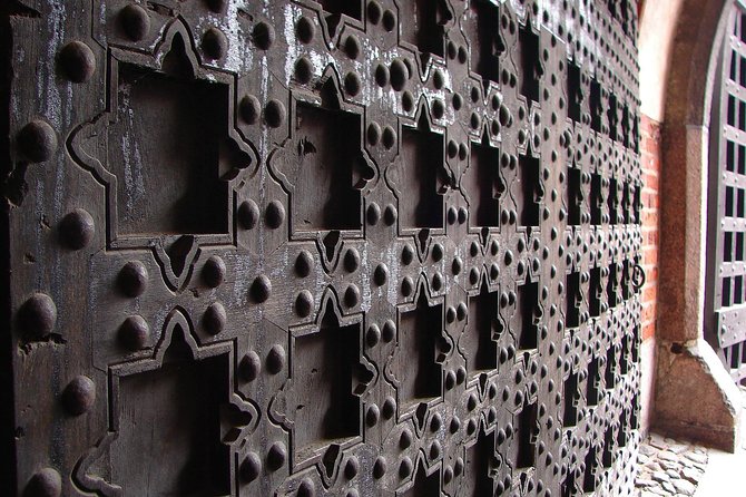 Trip to The Castle of the Teutonic in Malbork - Amenities and Accessibility