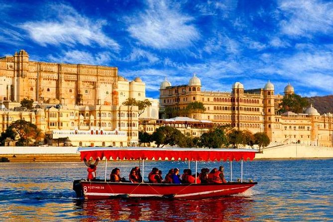 Udaipur Local Tour With Boating - The Sum Up