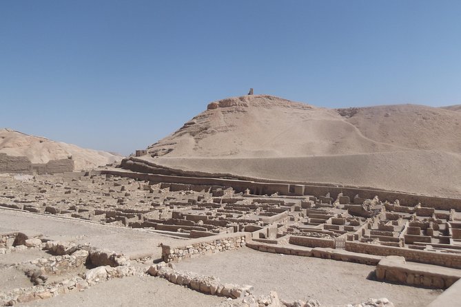 Valley of Nobles and Valley of Artisiansdeir El Medina - Guide Services