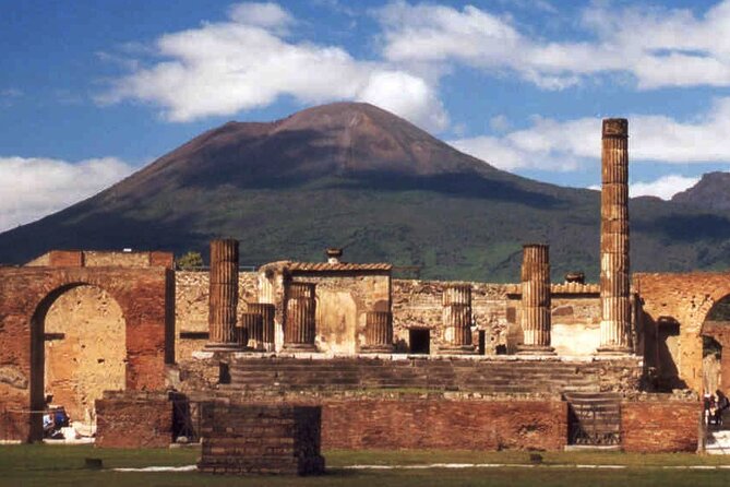 Vesuvius and Pompeii Tour From Rome With Lunch - Price and Group Size