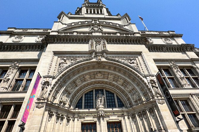 Victoria and Albert Museum and Kensington Gardens Tour for Kids - Guide and Transportation