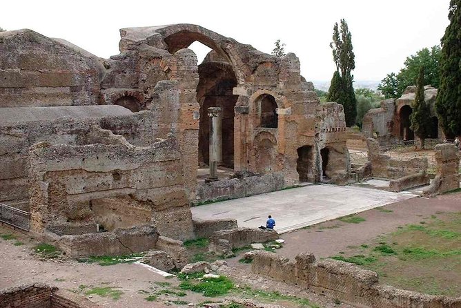 Villa Deste and Villa Adriana From Rome With Entry Tickets - Vehicle, Driver, and Guides