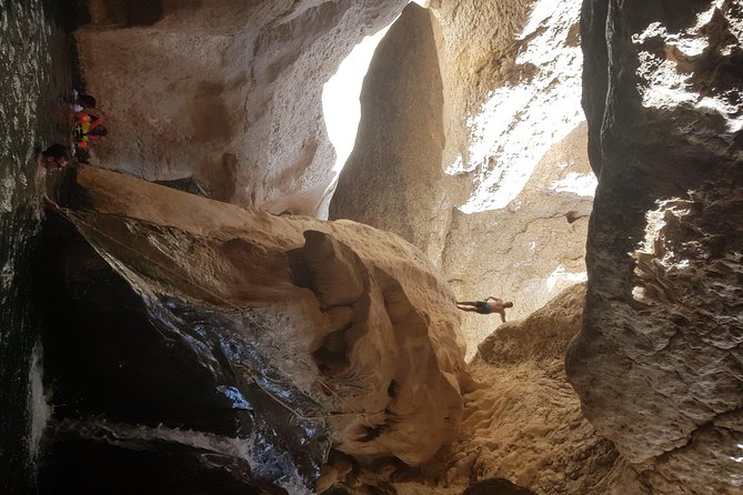 Wadi Shab & Sinkhole - Booking and Cancellation Policy