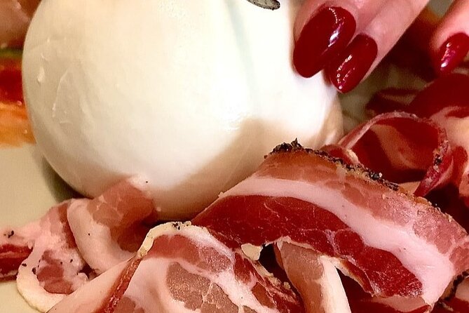 Wine and Food Tasting in Naples Italy - Menu and Beverages