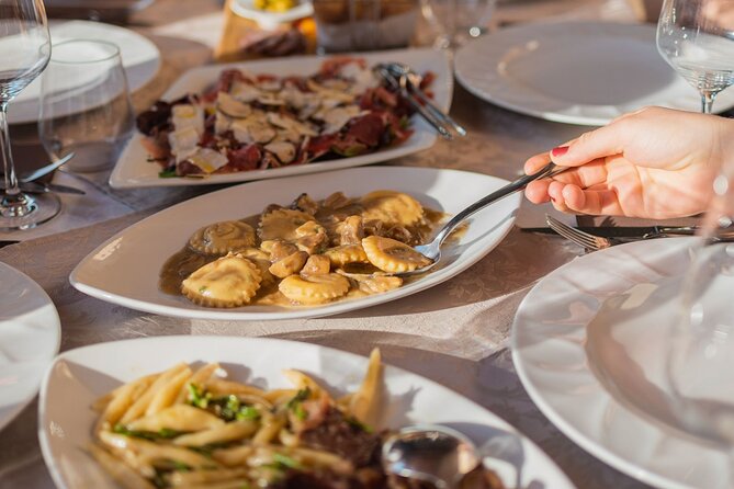 Wine and Oysters Private Guided Experience in Lim Bay - Operator and Guarantee