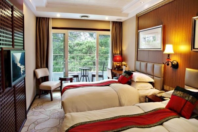 Yangtze River Deluxe Cruise 4d/3n From Chongqing to Yichang - Passport Details and Cancellation Policy